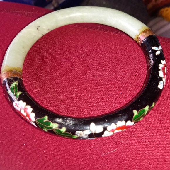 BEAUTIFUL VINTAGE CLOISONNE AND JADE BRACELET - Picture 1 of 3